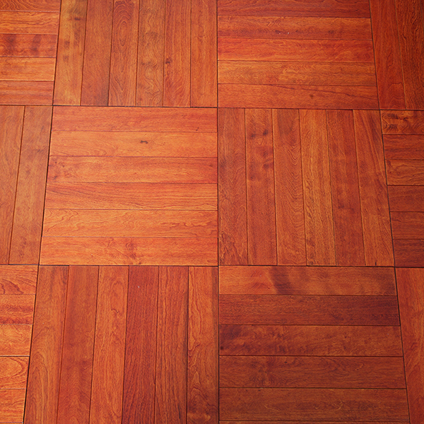 多層實(shí)木地板